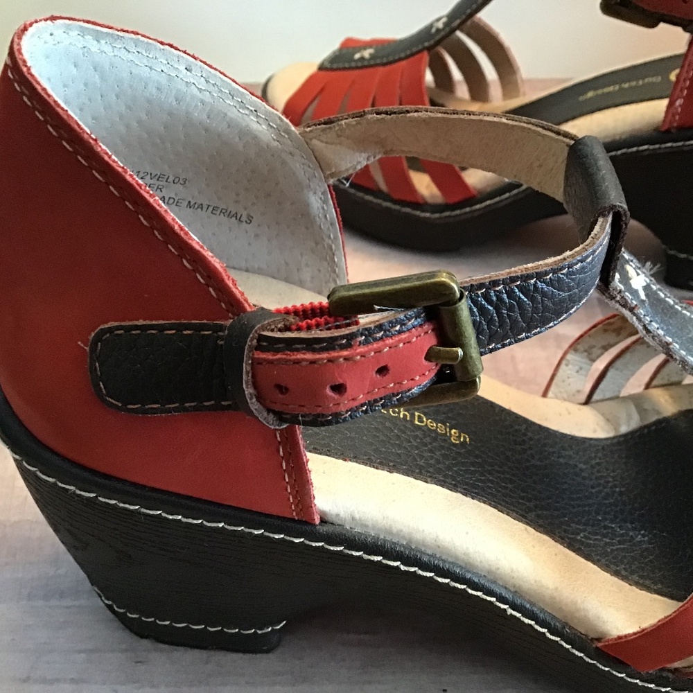 Jambu Dutch Design wedge sandal - Picture 5 of 9